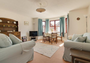 Flat 9 Worcester Lodge